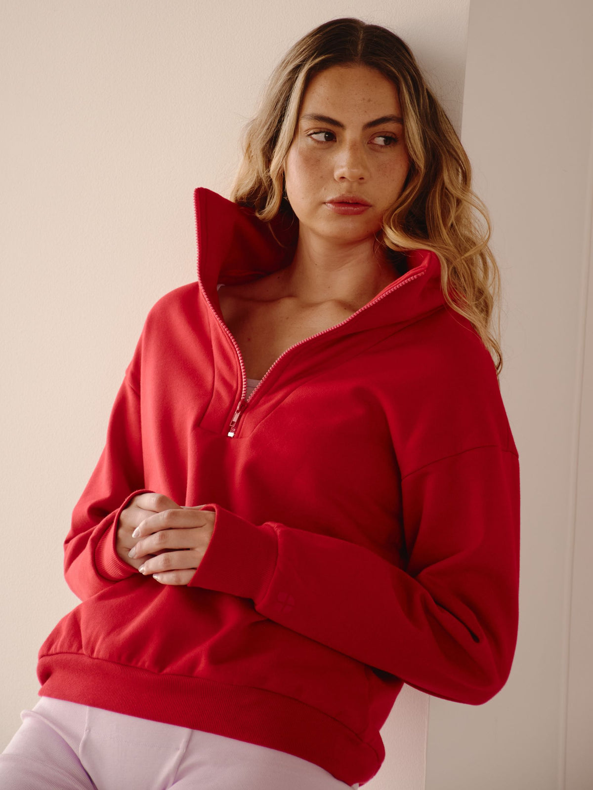 the rest hoodie-cherry