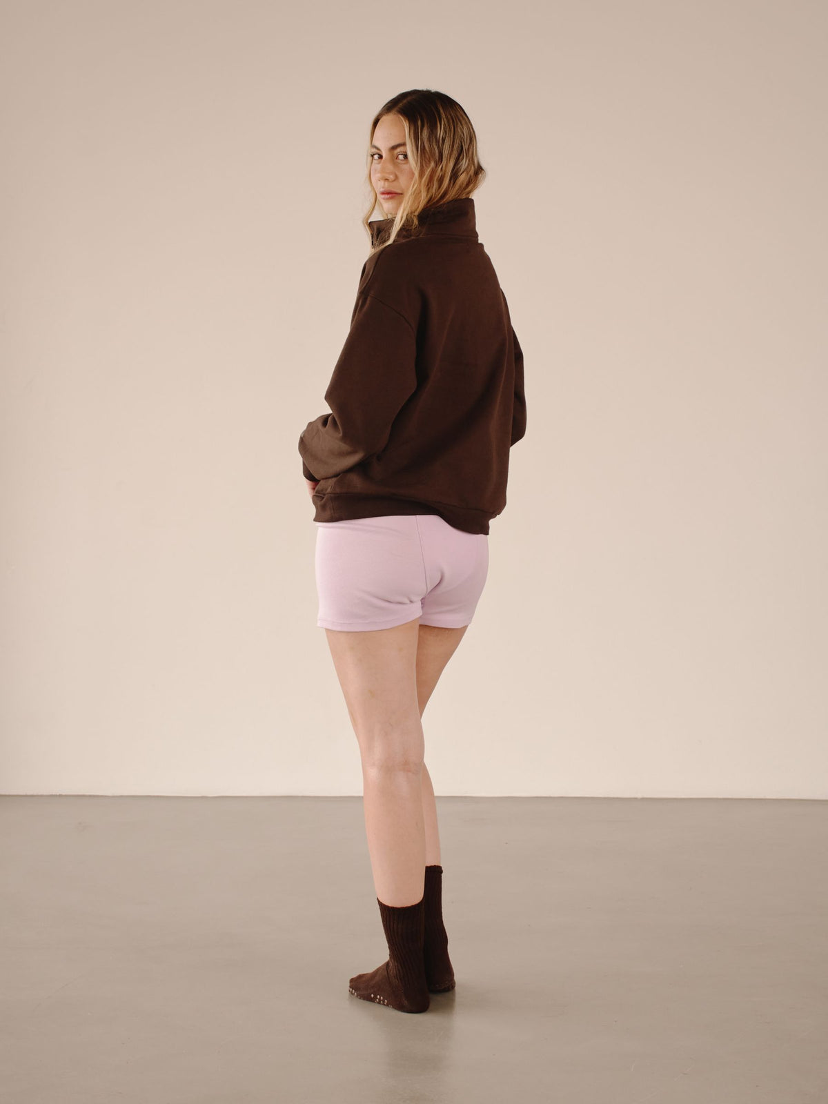 the rest hoodie-hazelnut