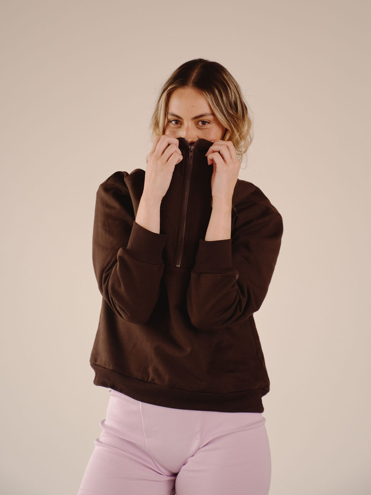 the rest hoodie-hazelnut